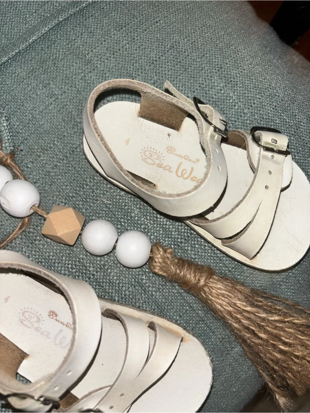 Toddler Cream Leather Double-Buckle Sandals